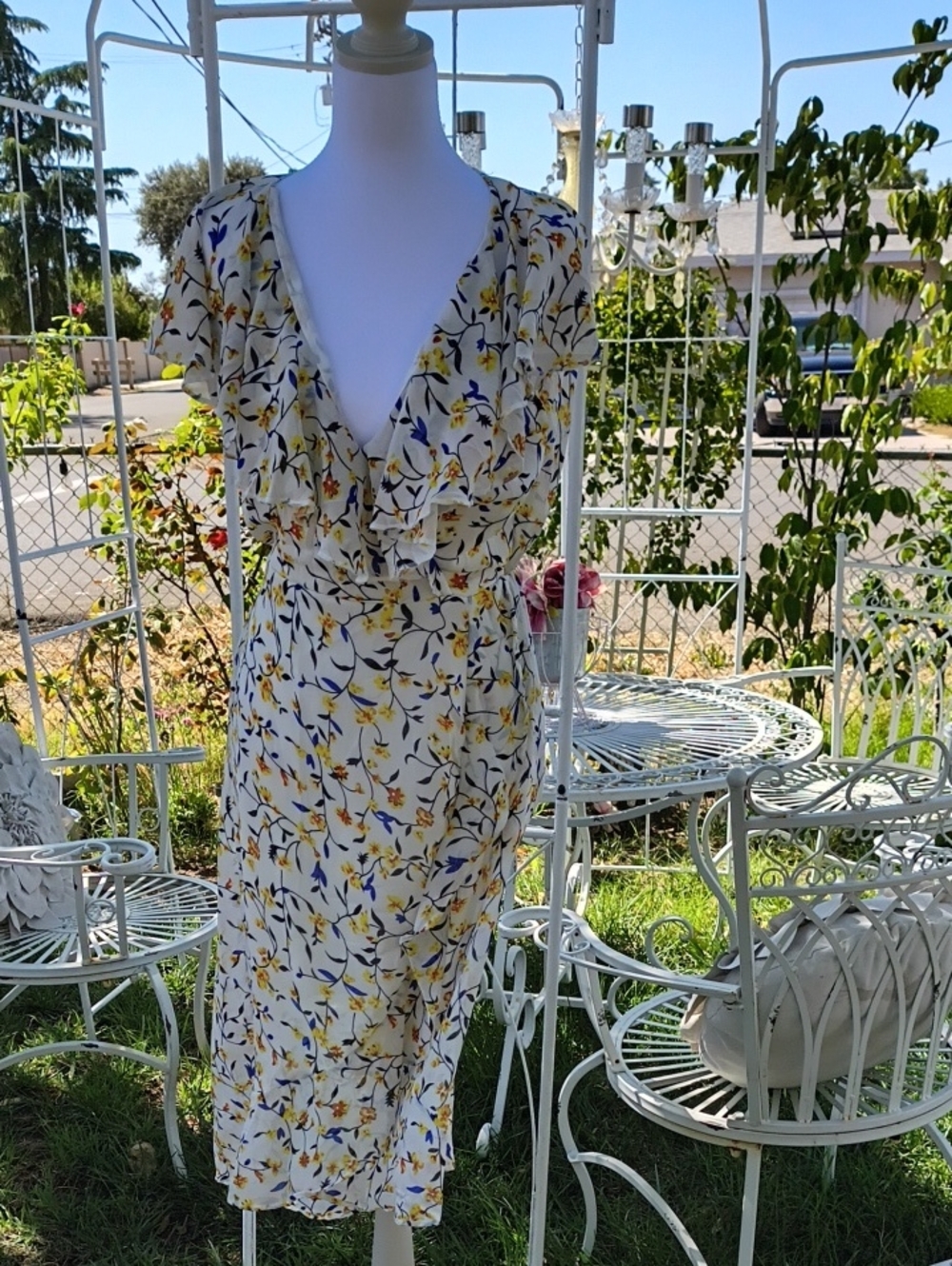 Women’s Floral V-Neck Ruffle Midi Dress With Slit - White/Yellow/Blue